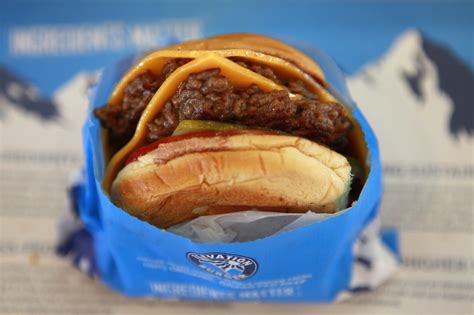 WTOP Top 10: Best Burger | WTOP