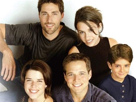 Flipboard Freeform Gives Series Order To Party Of Five Reboot