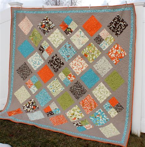 .for quilting, how to cut squares, choosing fabrics, batting, making a quilt sandwich, how to choose and attach backing, and assembling the quilt top seam allowance: Quilt Kits | Diary of a Quilter - a quilt blog