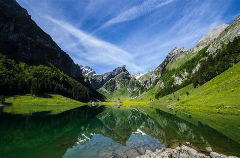 The lake can be reached by foot from wasserauen or from ebenalp. Wandern | Gasthaus Forelle
