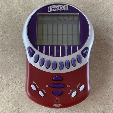 Radica Big Screen Freecell Solitaire Electronic Handheld Travel Game