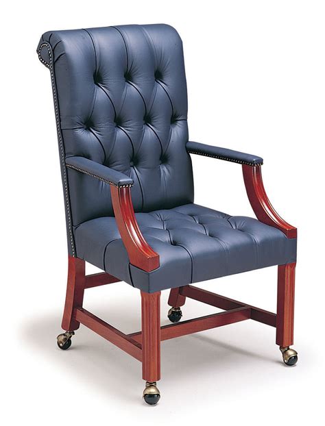 This caster features a 125 lb. E2C Edinburgh Chair With Castors
