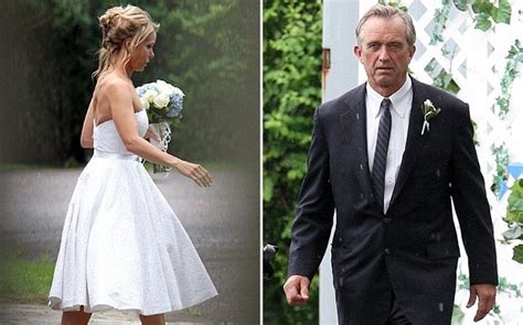 Cheryl Hines Marries Robert Kennedy Jr In Star Studded Wedding Daily