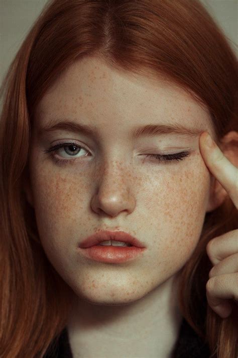 Pretty People Beautiful People Portraiture Portrait Photography Poses Ginger Hair Freckles