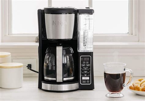 5 Easy To Clean Coffee Makers