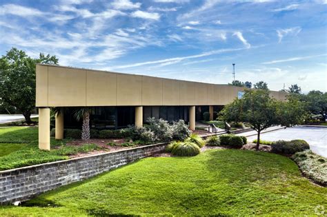 Investor Buys Northeast Columbia, South Carolina, Distribution Building
