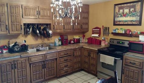 I've also come to like that it is closed off. Ugly House Photos 2.0 — WORLD'S UGLIEST KITCHEN CABINETS ...