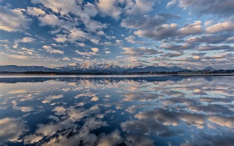 Reflection Lake Sky And White Cloud Wallpaper Hd