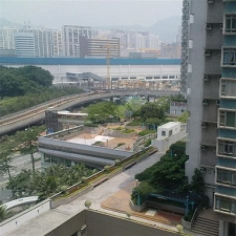 Kredit umožní i stahování neomezenou rychlostí. 屋苑搜尋