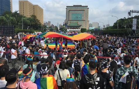 Taiwán Celebra La Mayor Marcha Del Orgullo En Asia A La Espera De Legalizar El Matrimonio