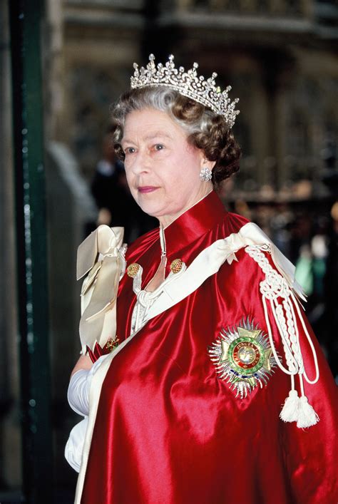 Queen Elizabeths Dressmaker Angela Kelly Reveals Her Majesty ‘is