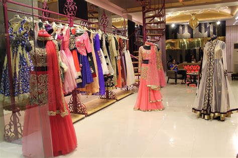 Ladies Readymade Garment Women Readymade Garments लेडीज रेडीमेड गारमेंट्स In New Palasiya