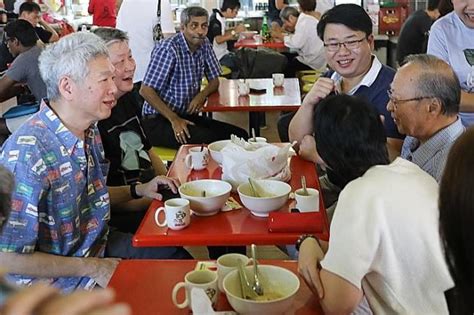 Имя при рождении — стэнли мартин либер (англ. Breakfast meeting for Tan Cheng Bock, Lee Hsien Yang ...