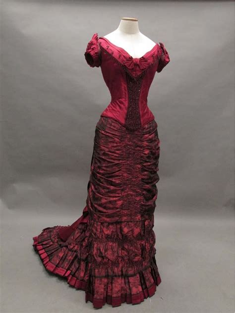 Ellens 1870s Style Dress From The Age Of Innocence Movie Designed By Gabriella Pescucci