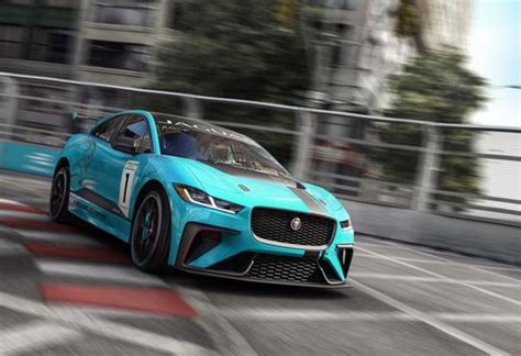 Which car is faster and easier to handle? Jaguar I-Pace eTrohpy: elektrische competitie - AutoGids