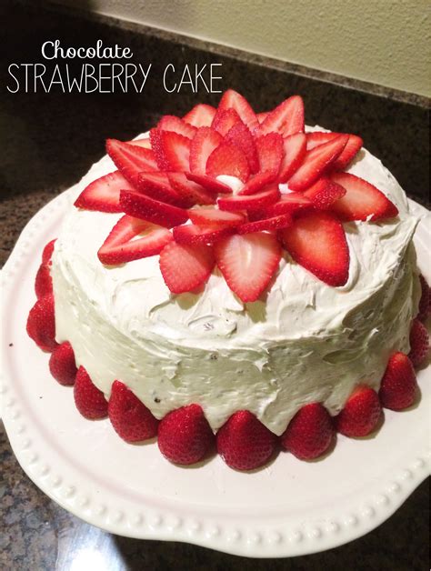 Simple Strawberry Cake Ideas Designermodekleider