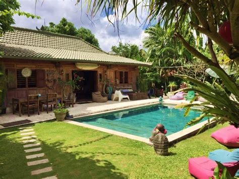 Reduced Price Beautiful Limasan Villa In Batu Bolong For Sale