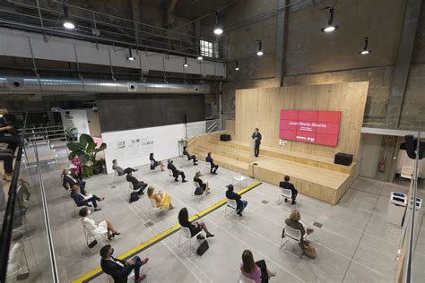 Ied è una scuola internazionale di design, moda, arti visive e management. Fits | EL GRUPO IED LLEGA A BILBAO - Fits