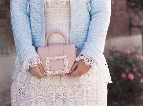 How To Wear Pastels Fashion Lizzie In Lace California Fashion Blogger