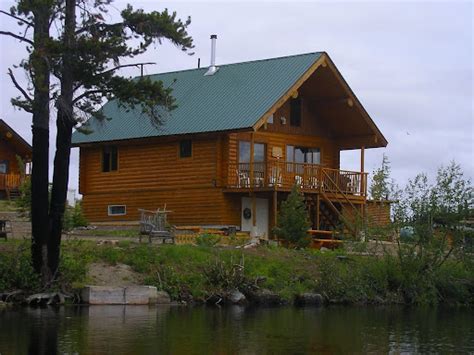 Paradise Lake Retreat Chalet For Rent In The Pristine Wilderness Of