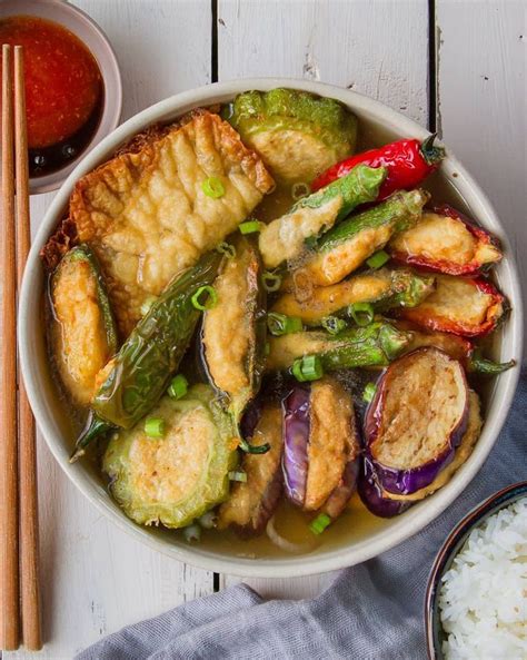 Their served with 2 kind, fried and with boiled soup! Stuffed vegetables in umami broth - Yong Tau Foo⁣ '酿豆腐 ...