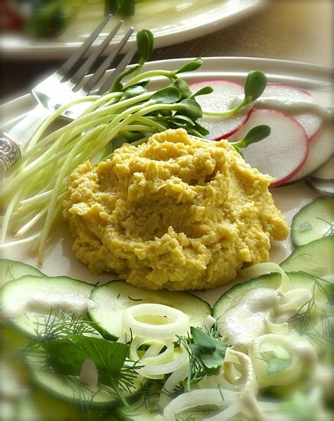 One of the toppings we loved to pour over mom's polenta was brown mushroom gravy. A Simple and Tasty Raw Polenta Lunch - raw vegan