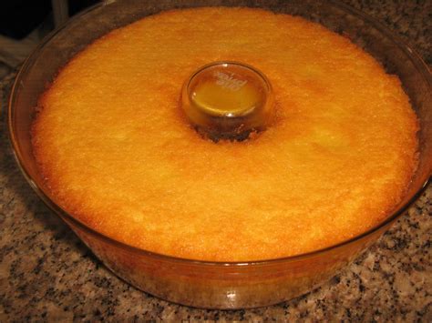 A canjica tradicional já é sempre muito gostosa e ideal para aqueles dias mais friozinhos. GULOSEIMAS TIA LÓ: CANJICA DE FORNO ou BOLO DE MILHO VERDE