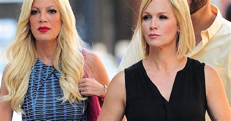 Tori Spelling Returning To Work With Jennie Garth After Meltdowns