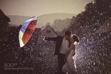30 Romantic Rainy Wedding Day Photos 500px