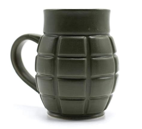 Caliber Gourmet 22 Oz Green Grenade Mug