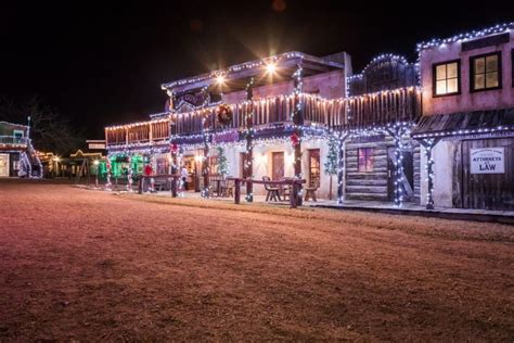 9 Must See Texas Hill Country Holiday Light Trails