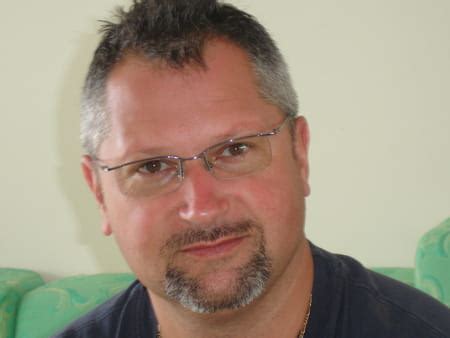 Ce dernier a répondu au journaliste. Gilles GABIOT, 57 ans (SAINT GERMAIN LES ARPAJON, ANTONY ...