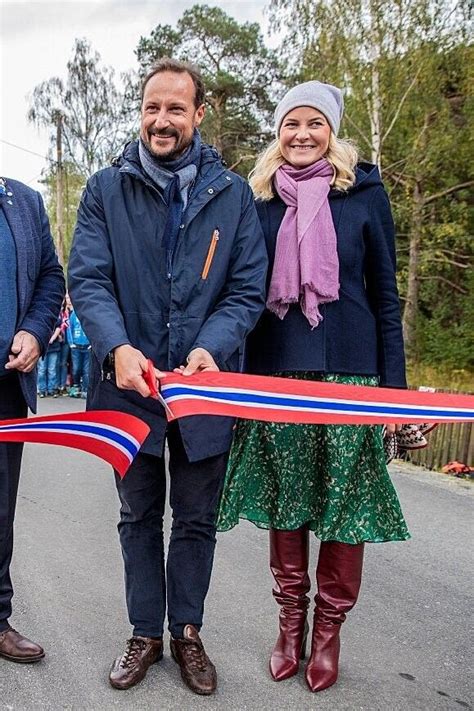 We did not find results for: Haakon and Mette-Marit | Oppland, Norway, The crown