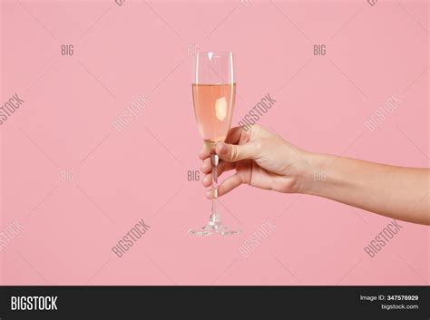 How to make a mock pink champagne #2 with ingredients: Mock Pink Champagne / Strawberry Mock Champagne The ...