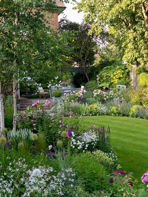 16 Beautiful Front Yard Gardens Garden Design