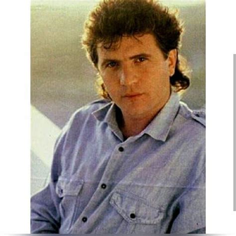 Listen to daniel balavoine / starmania in full in the spotify app. Daniel Balavoine Le chanteur vivre ou survivre chanson ...