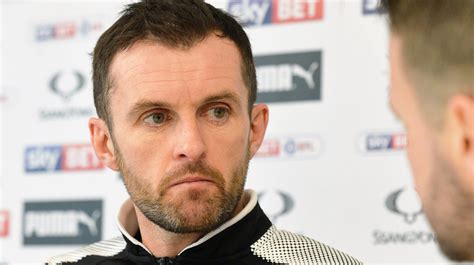 Nathan Jones On Offering New Contracts To Players News Luton Town Fc