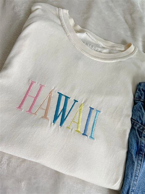 Embroider Hawaii Tee Sunkissedcoconut ️