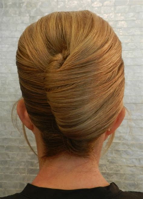 Maybe you would like to learn more about one of these? 15 Amazingly Easy Updo Hairstyles for Long Hair