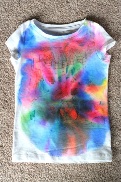 Remember to read your pillow care label before proceeding and look for the symbol on the tag above to know if it recommends a machine wash. Make Your Own Shirt: Sharpie Tie Dye