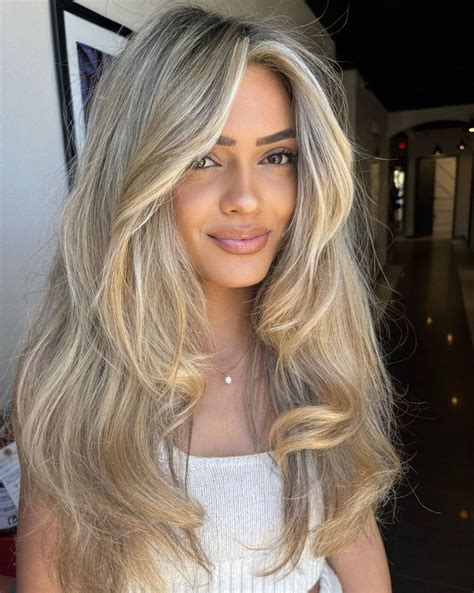 50 Pretty Blonde Highlights To Play Around With Your Hairstyle In 2022 Blonde Hair Inspiration