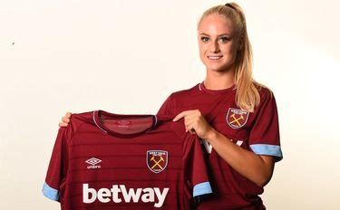 Top 5 hottest german female footballers germany is the only country to have won both the alisha lehmann is a swiss footballer who plays for west ham united as a forward and also plays for … Alisha Lehmann