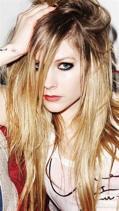 Musicavril Lavigne Avril Lavigne Phone Hd Phone Wallpaper Pxfuel