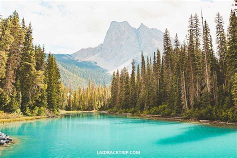 A Guide To Emerald Lake In Yoho National Park — Laidback Trip