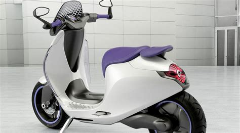 Performance is easily on par with 110cc petrol scooters. Bajaj Urbanite Electric Scooter Likely To Be Launched in ...