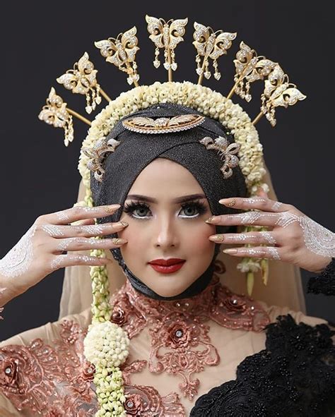 Resepsi pernikahan adat jawa pemalang pengantin jawa hijab solo putri mayumi wedding pemalang. Pengantin Adat Jawa Hijab Tanpa Paes | Jilbab Gallery
