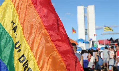 número de homicídios de pessoas lgbt pode ser recorde em 2016 sindiute