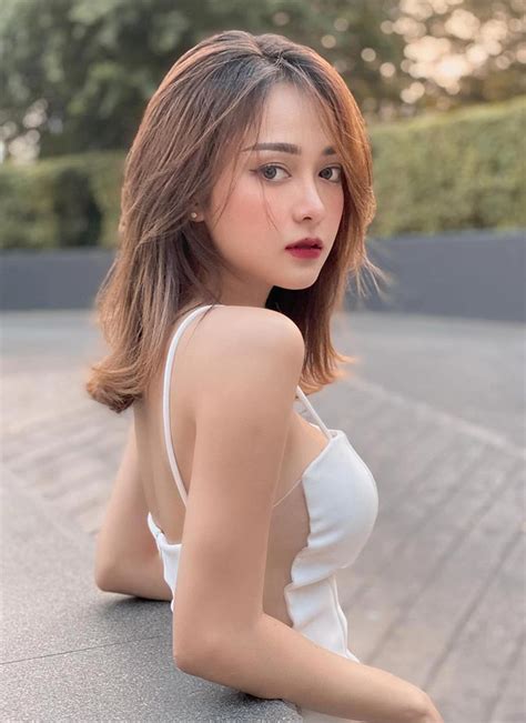 พิมฐา เน็ตไอดอลคนดัง ขอโทษทุกคนที่เกี่ยวข้อง หลังประกาศติดโควิดแล้ว พร้อมไล่เรียงไทม์ไลน์. เอื้อย พรสวรรค์ ไอดอลสาวสวย สลัดคราบแบ๊ว เผยความแซ่บร้อน ...