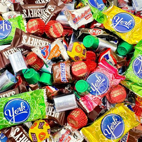 Buy Christmas Candy Variety Pack Famous Brands Chocolate Candy
