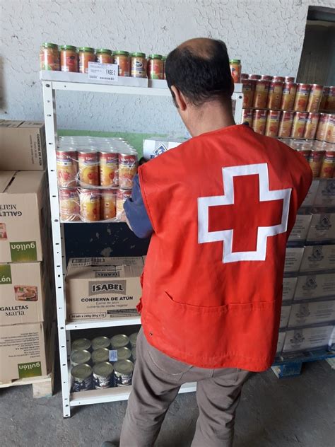 It focuses on social inclusion, health, education, environment, and job. Cruz Roja Española distribuye 209.943 kilogramos de ...